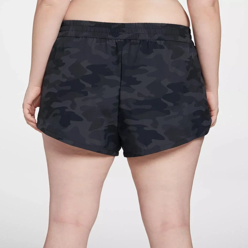 NWT DSG Women's Stride Shorts - Picture 7 of 9